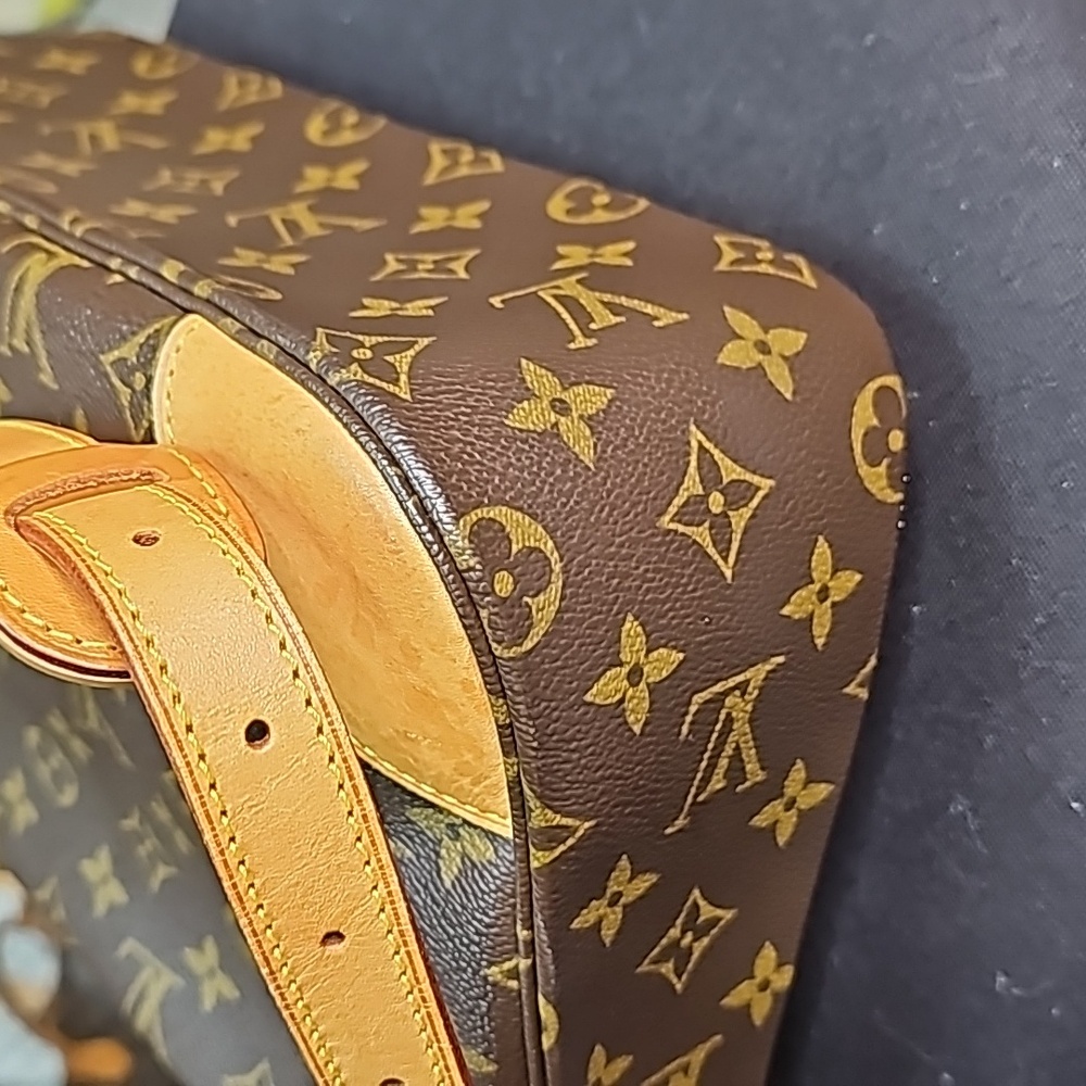 #0040-1152 LOYIS VUITTON MONOGRAM BOULOGNE SHOULDER BAG - Picture 8 of 12